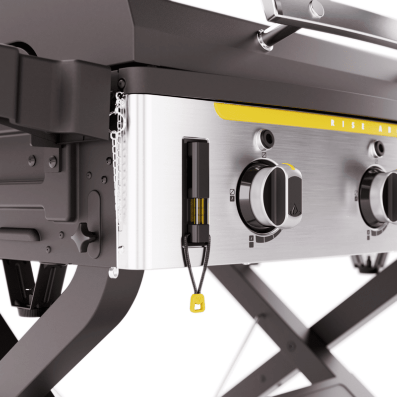 Wind-proof inset griddle plate on Elite3B countertop griddle